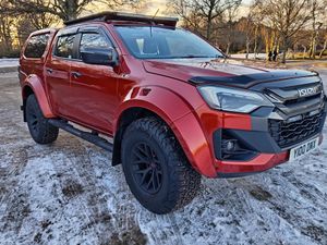 Supporting image for story: Impressive D-Max transformed by Arctic Trucks