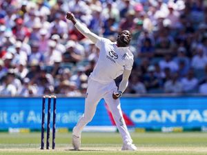 Supporting image for story: Jofra Archer ruled out of England’s remaining Ashes Tests by a side strain