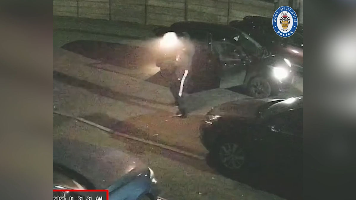 Chilling CCTV shows hooded car thief blasting West Midlands house with shotgun