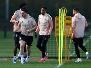 Supporting image for story: John McGinn makes 'nothing to prove' Ollie Watkins comment - as Villa skipper react to injury return in Lille victory