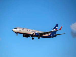 Supporting image for story: Russian airlines hit with new sanctions as UK targets Putin’s economy