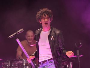 Supporting image for story: Picture of The 1975’s Matty Healy making music wins photography award