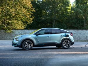 Supporting image for story: New electric Citroen C4 shown in teaser image