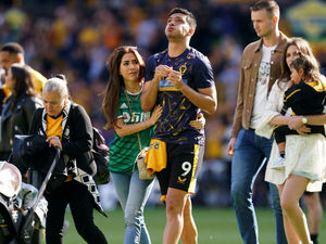 Supporting image for story: Julen Lopetegui admits mistake in not bringing Raul Jimenez on for Wolves farewell