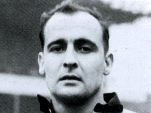 Supporting image for story: Wolves Hall of Fame: Dennis Wilshaw stunned the Scots and mighty Madrid