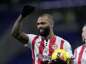 Supporting image for story: Igor Thiago scores treble as in-form Brentford win six-goal thriller at Everton