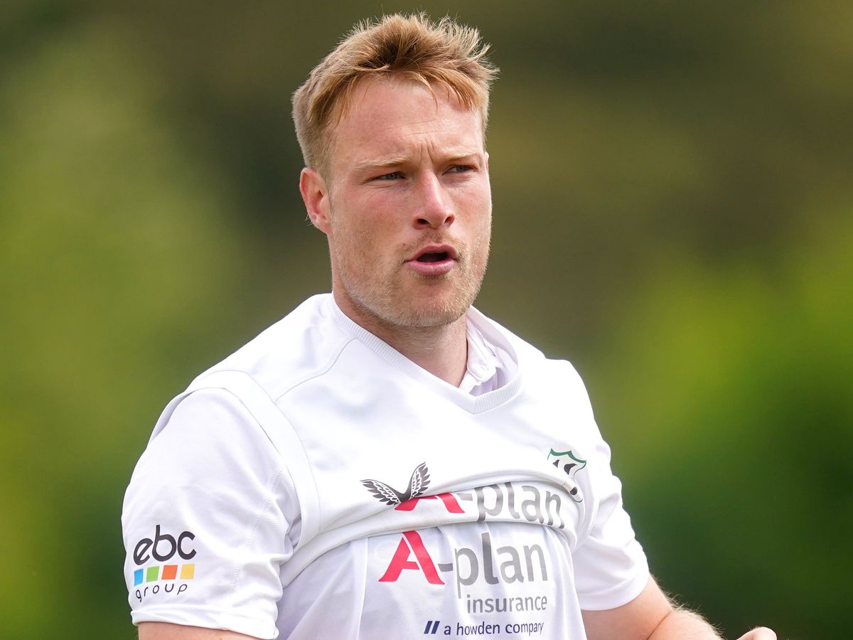 Matthew Waite claims six as Worcestershire beat Essex for first win of season