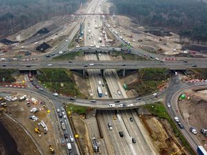 Supporting image for story: M25 section to close from 9pm for bridge demolition