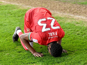 Supporting image for story: Mo Faal receives high praise from important Walsall figurehead 