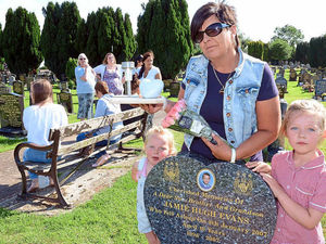 Supporting image for story: Grieving Shropshire families angry after grave tributes clear-up
