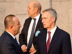 Supporting image for story: Turkey offers to broker meeting between Russian and Ukrainian foreign ministers