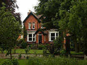 Supporting image for story: Home at the heart of history