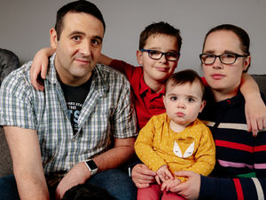 Supporting image for story: Call for MP to speak on 'unacceptable' ambulance delays