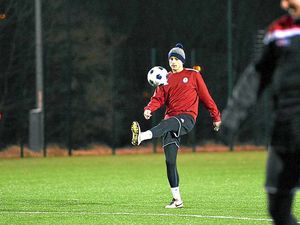 Supporting image for story: Winger Mike Phenix set for AFC Telford return