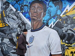 Supporting image for story: Jude Bellingham can lead us to glory says England legend