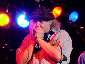 Supporting image for story: Mick Fleetwood pays emotional tribute to ‘dearest friend’ Peter Green