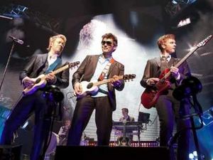 Supporting image for story: A-ha in concert at the Birmingham LG Arena