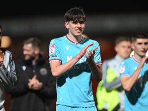 Supporting image for story: 'Good head on his shoulders' - Walsall defender Stan Straw hailed after first senior start