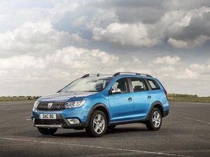 Supporting image for story: Dacia announces free home delivery for online buyers