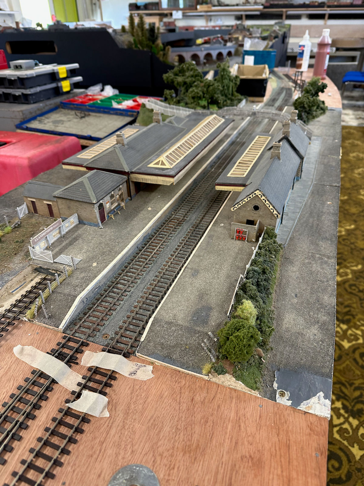 Mini Llandrindod Wells model railway unveiled and put on display - heres how you can see it