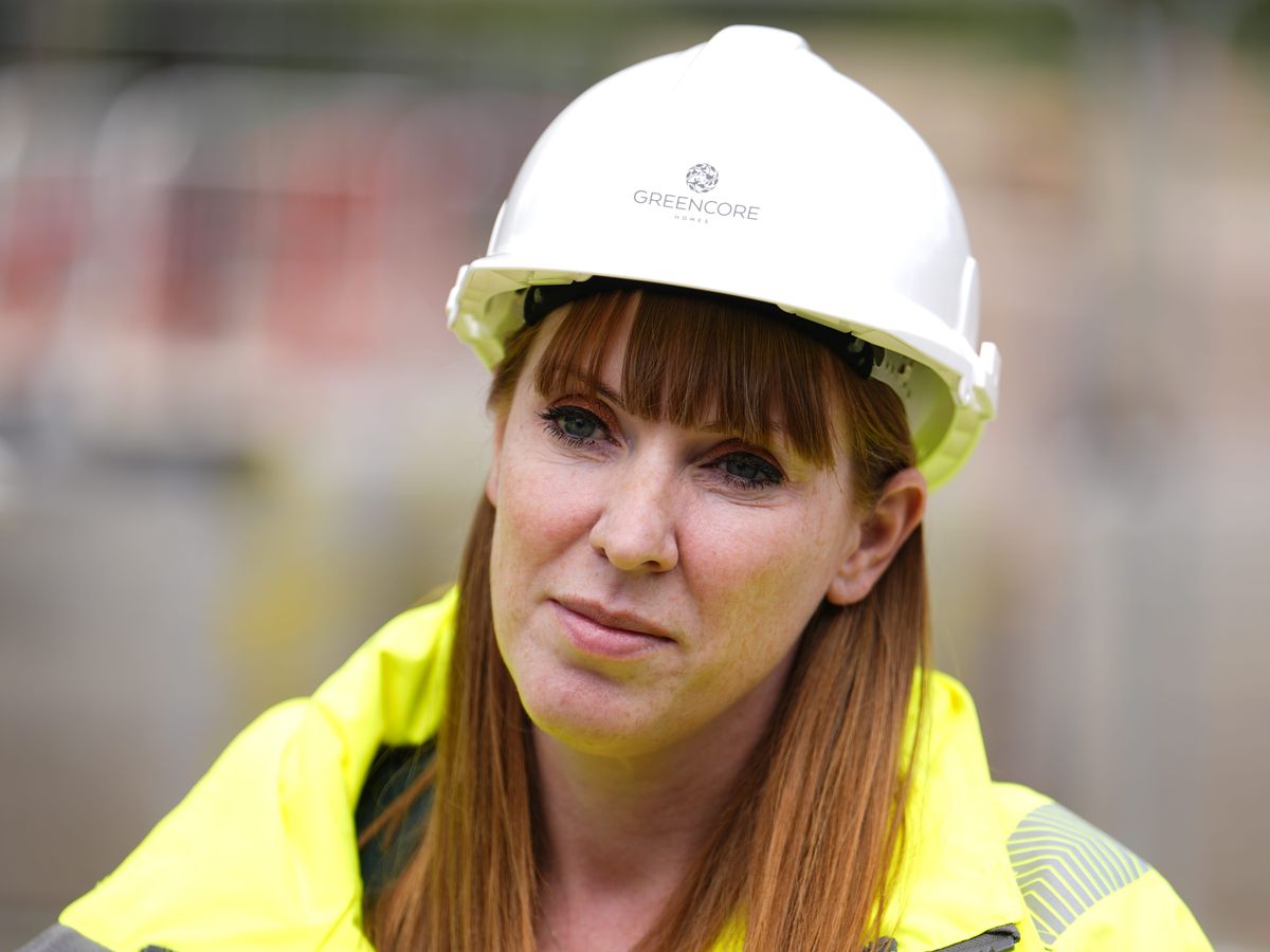 Rayner&rsquo;s job in jeopardy as ministerial rules breach verdict looms