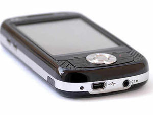 Supporting image for story: Wolverhampton T-Mobile users hit by signal problem