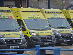 Supporting image for story: Calls 'significantly reduced' and no deaths caused by ambulance worker strike action in West Midlands, union chief says