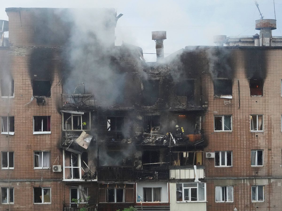 Russian drones and missiles target Ukrainian city of Kharkiv