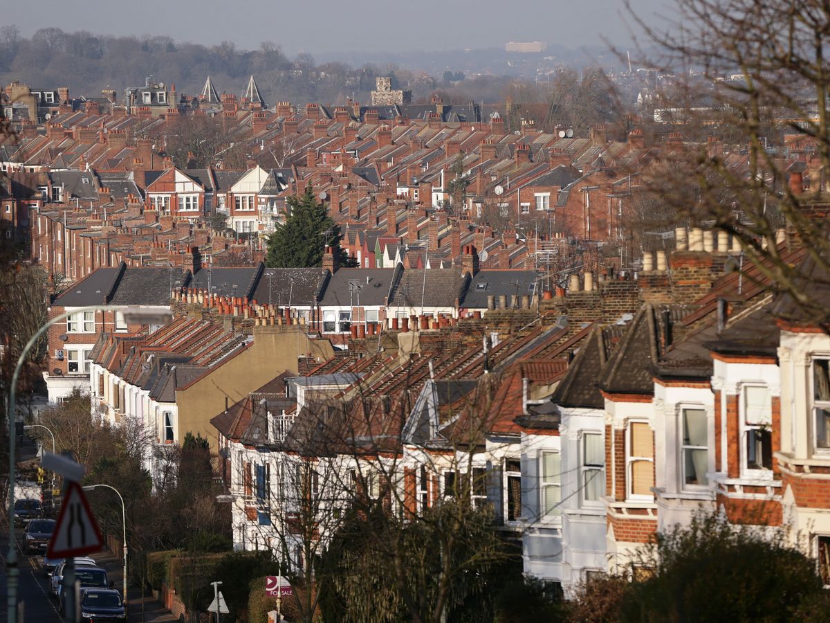 Treasury &lsquo;looking at&rsquo; new property taxes to replace stamp duty
