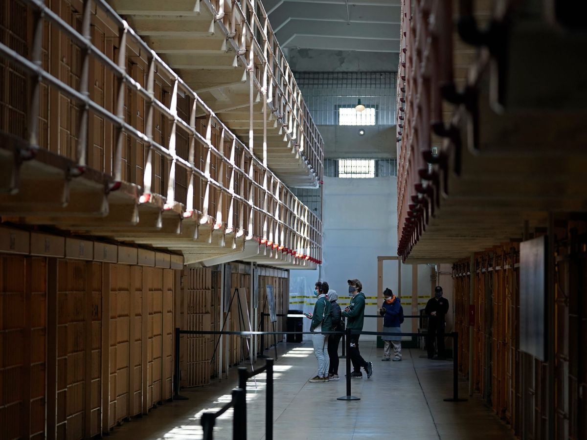Trump calls for reopening of Alcatraz prison