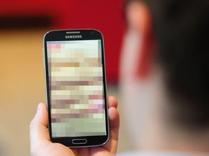 Supporting image for story: One in seven young women receive revenge porn threats – Refuge