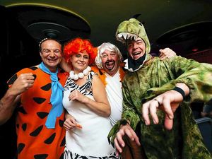 Supporting image for story: We're loving it – fans lap up Wolverhampton's Grand Slam of Darts