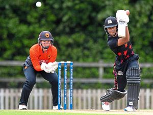 Supporting image for story: Wolverhampton's Davina Perrin makes history with pro deal