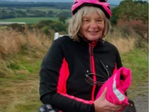 Supporting image for story: Cycling instructor wins national award for getting folk back in the saddle