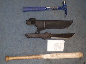 Supporting image for story: Two arrests as weapons found in car after police chase in Brierley Hill