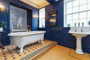 A stunning first floor bathroom. Picture: Reeds Rains/Rightmove