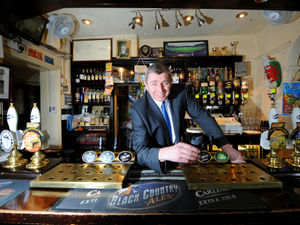 Supporting image for story: Pubs chain welcomes fresh help for hospitality trade
