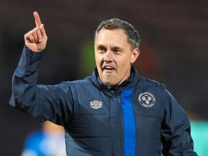 Supporting image for story: Dave Edwards: Paul Hurst looks the right man to bring Shrewsbury together