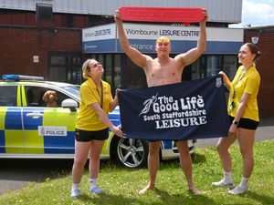 Supporting image for story: Telford police officer swims the length of Normandy beaches for military charity 