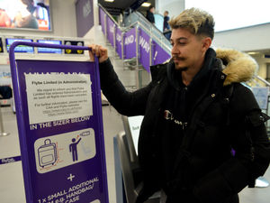 Supporting image for story: Flybe collapse: Customers face forking out hundreds of pounds for new flights