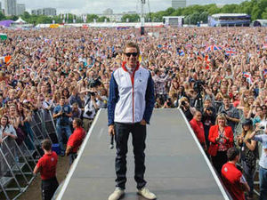 Supporting image for story: How cycle helmets can kill