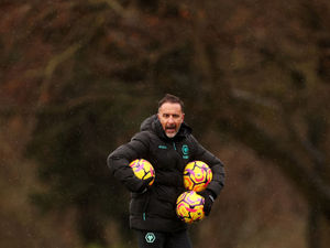 Supporting image for story: Wolves set plan to fix defensive crisis