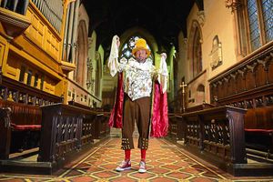 Supporting image for story: Award-winning comedian, author and artist brings Shakespeare to church