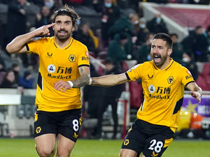 Supporting image for story: Jose Sa: It is a pleasure to play with Wolves' Joao Moutinho and Ruben Neves
