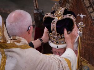 Supporting image for story: In Pictures: Ceremonial splendour as King is crowned