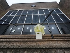Supporting image for story: Spike in antisemitic incidents in aftermath of Manchester synagogue attack