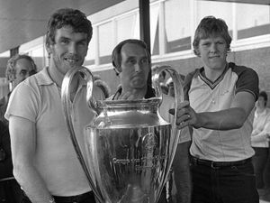 Supporting image for story: Nigel Spink: The night the novice goalkeeper became an Aston Villa legend