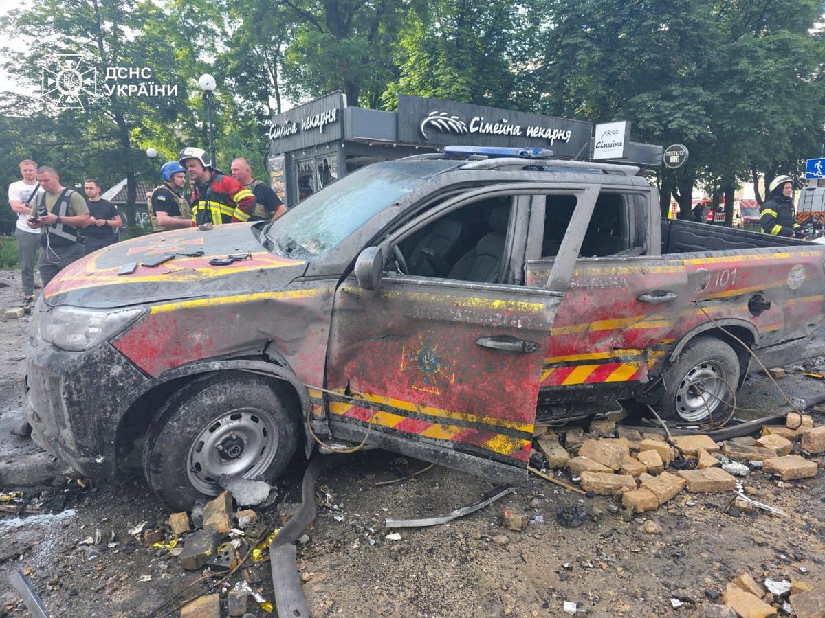 Deadly Russian attack hits eastern Ukrainian city of Kharkiv