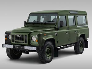 Supporting image for story: Land Rover Defender Churchill Edition pays tribute to former prime minister’s 1954 Series I car