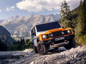 Supporting image for story: Ineos Grenadier 4×4 set to cost from £48,000